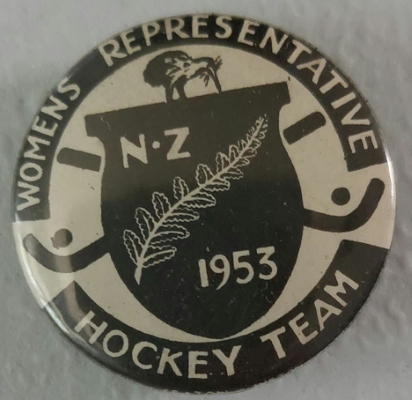 Badge reading Women's Representative Hockey Team NZ 1953